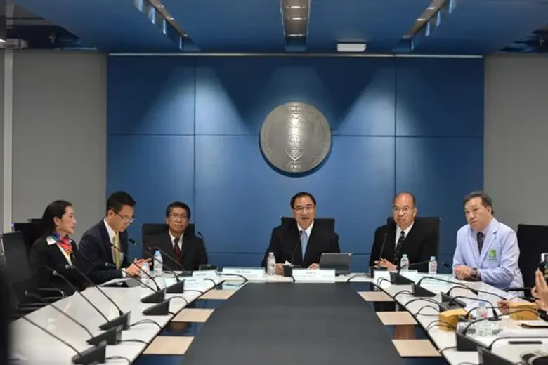 นายกลินท์ สารสิน ประธานกรรมการหอการค้าไทย...