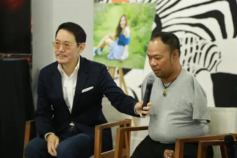 The Fighters Project (เดอะ ไฟท์เตอร์ โปรเจค) งานนิทรรศการภาพถ่ายและหนังสือ รวบรวมรายได้จากการจำหน่ายมอบให้มูลนิธิพัฒนาคนพิการไทย