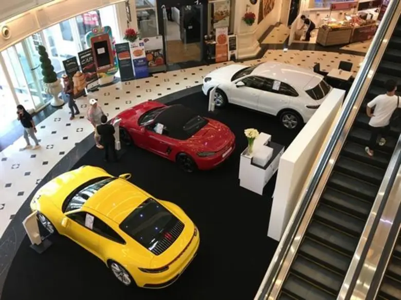 ปอร์เช่ 911 คาร์เรร่า 4 เอส (Porsche 911 Carrera 4S) ยนตรกรรมปอร์เช่รุ่นเรือธงระดับตำนาน นำทัพเดิน สายอวดโฉมให้ผู้หลงใหลความสปอร์ตได้สัมผัสอย่างใกล้ชิด