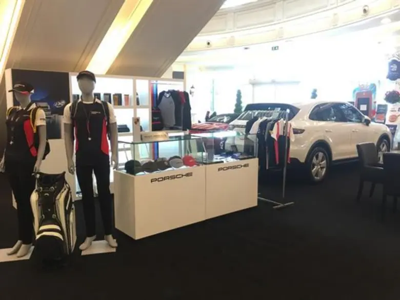 ปอร์เช่ 911 คาร์เรร่า 4 เอส (Porsche 911 Carrera 4S) ยนตรกรรมปอร์เช่รุ่นเรือธงระดับตำนาน นำทัพเดิน สายอวดโฉมให้ผู้หลงใหลความสปอร์ตได้สัมผัสอย่างใกล้ชิด