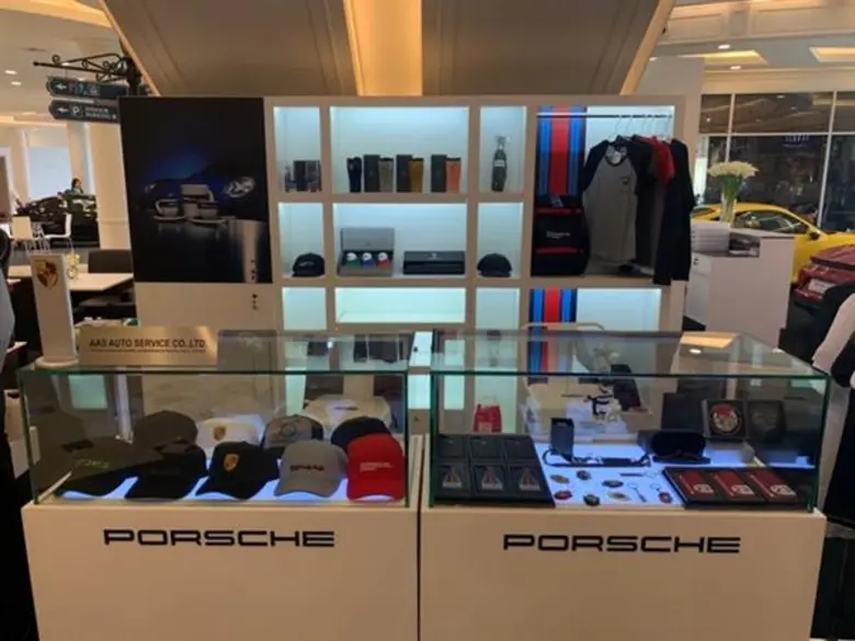 ปอร์เช่ 911 คาร์เรร่า 4 เอส (Porsche 911 Carrera 4S) ยนตรกรรมปอร์เช่รุ่นเรือธงระดับตำนาน นำทัพเดิน สายอวดโฉมให้ผู้หลงใหลความสปอร์ตได้สัมผัสอย่างใกล้ชิด