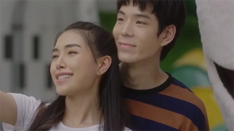 เรื่องราววุ่นวายกำลังเริ่มขึ้น เมื่อ "หลิ...