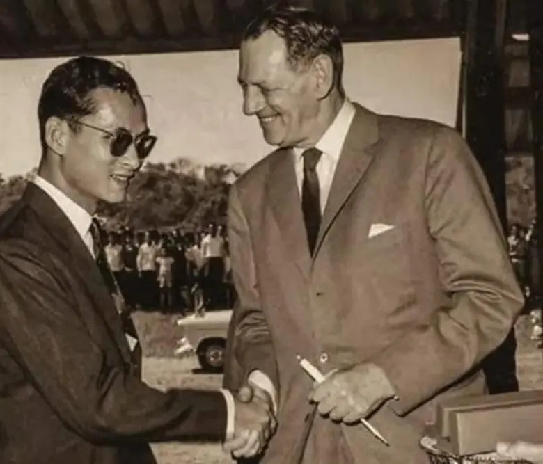 สมเด็จพระกนิษฐาธิราชเจ้า กรมสมเด็จพระเทพรัตนราชสุดาฯ สยามบรมราชกุมารี เสด็จพระราชดำเนินเปิดงานเทศกาลโคนมแห่งชาติ วันแรกอย่างยิ่งใหญ่