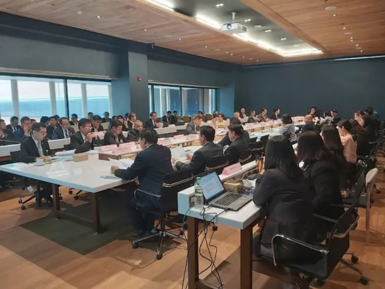 หลังจากที่สภาผู้แทนราษฎร ได้มีมติในคราวกา...