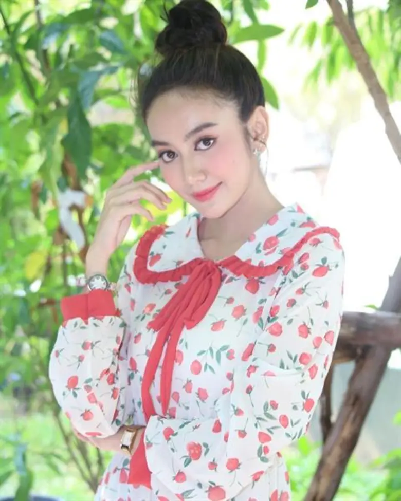 เป็นอีกหนึ่งนักแสดงดาวรุ่งน้องใหม่ มากควา...