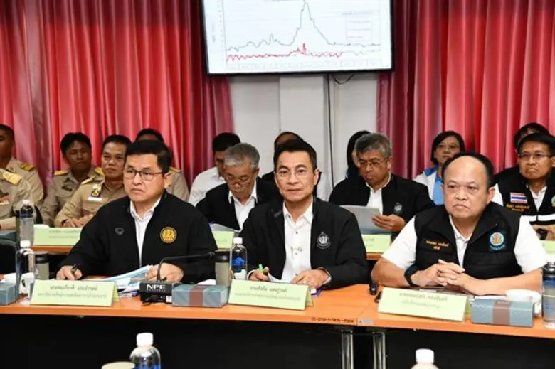 พลเอก ประวิตร ลงพื้นที่อยุธยา ลุยแก้ปัญหาคุณภาพน้ำในแม่น้ำเจ้าพระยาตอนล่าง