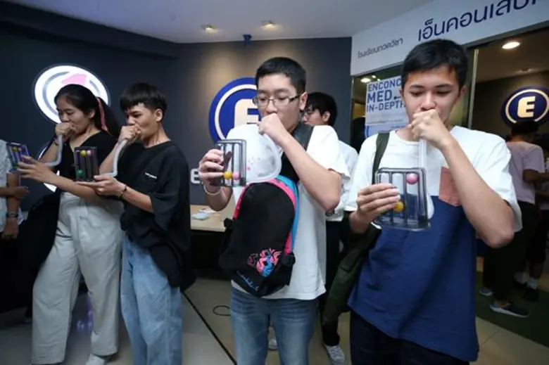 เอ็นคอนเส็ปท์ ชวนพี่หมอ 4 สถาบัน คุยเจาะลึกการเรียนแพทย์