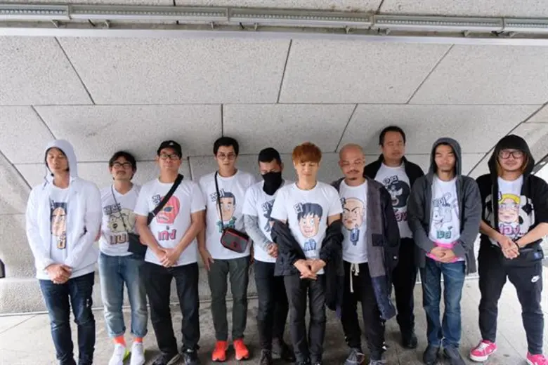 ทิ้งมาดแมนสายลุย “พาราด็อกซ์” สวมชุดประจำชาติเกาหลีเที่ยวทั้งวัน ในรายการ Padoxtour Seasion2 อาทิตย์ที่ 9 กุมภาพันธ์