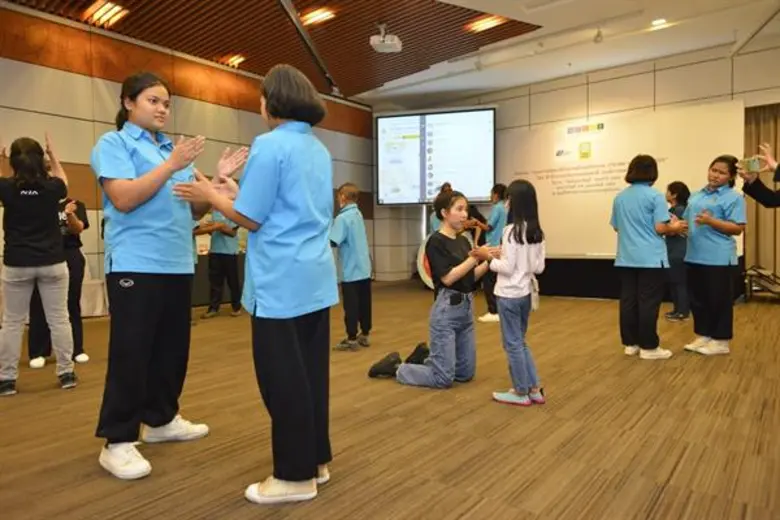 คึกคัก! เยาวชนเข้าร่วมทำกิจกรรมงาน 'วันนักประดิษฐ์' ปี 2563