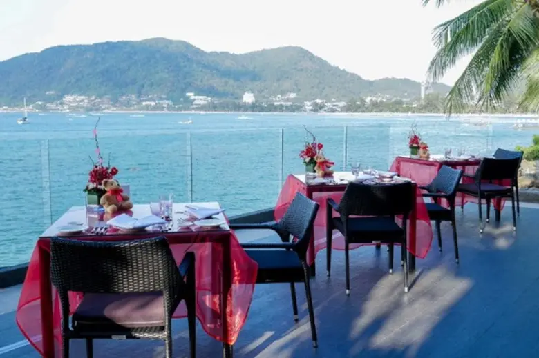 วาเลนไทน์ดินเนอร์ริมชายหาดสุดโรแมนติก ณ ห้องอาหารลากริตต้า