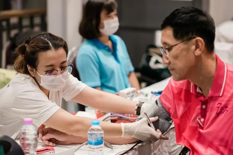 จุฬาฯ – ธรรมศาสตร์ จัดกิจกรรม “เลือดไม่แบ่งสี” แก้ปัญหาขาดแคลนโลหิตเร่งด่วน