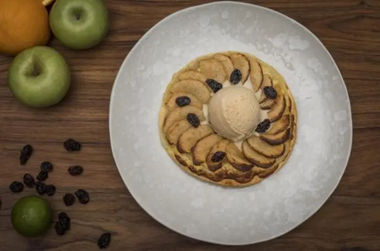 ขอเชิญร่วมเฉลิมฉลองค่ำคืนแห่งความโรแมนติก...