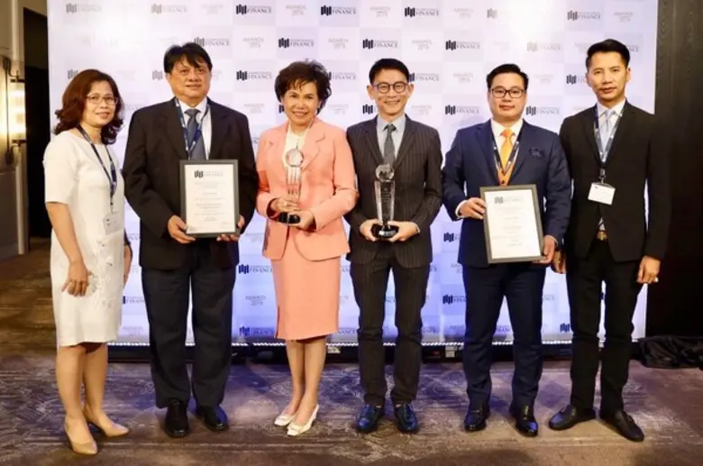 ซีอีโอ BGRIM คว้ารางวัล Best CEO สาขาพลัง...