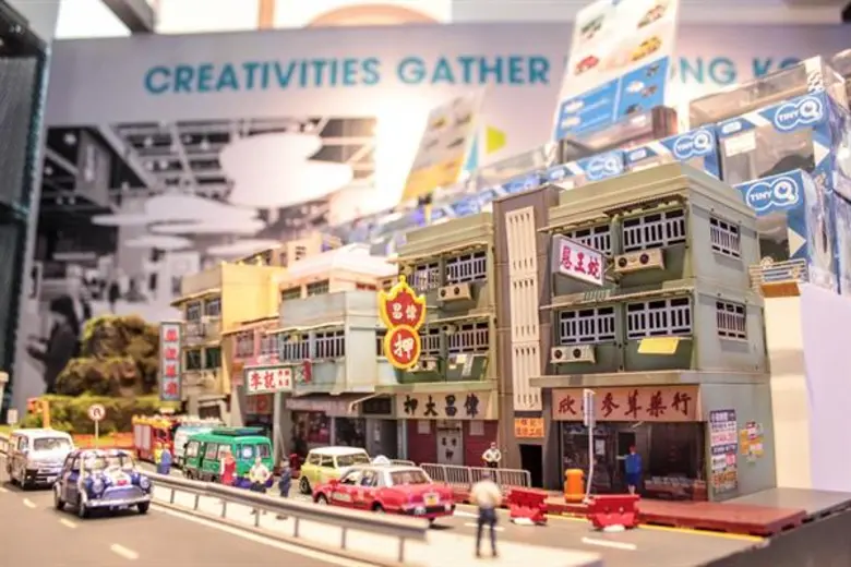 ดีจี สตูดิโอจัดแสดงสินค้าสุดพิเศษดีไซน์ล้ำสมัยในเทศกาลงานออกแบบกรุงเทพฯ ประจำปี 2563 องค์การสภาพัฒนาการค้าฮ่องกงผลักดันพลังแห่งความคิดสร้างสรรค์ของฮ่องกงและไทย