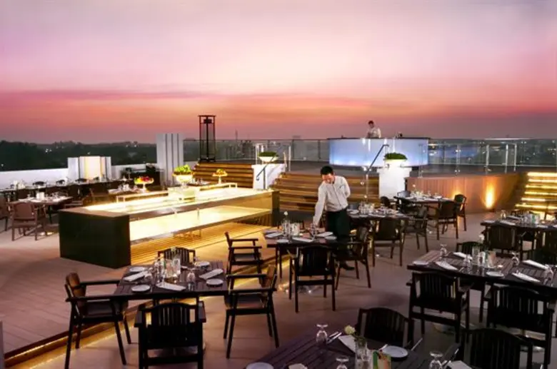 14 กุมภาพันธ์ 2563 ฉลองคืนหวานวันวาเลนไทน์ กับมื้อค่ำสุดพิเศษ ณ 2 โรงแรมหรูใจกลางเมืองระยอง