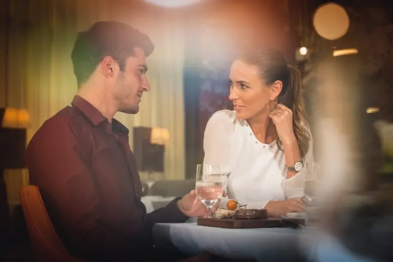 ค่ำคืนแห่งวันพิเศษเทศกาลแห่งความรัก ถ้ายั...