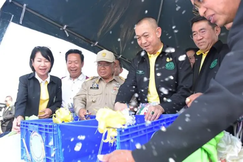 รมว.เฉลิมชัย ติดตามสถานการณ์น้ำและการบริหารจัดการน้ำในพื้นที่จังหวัดอุบลราชธานี หวังเพิ่มพื้นที่กักเก็บน้ำ เพื่อให้เกิดประโยชน์อย่างยั่งยืน