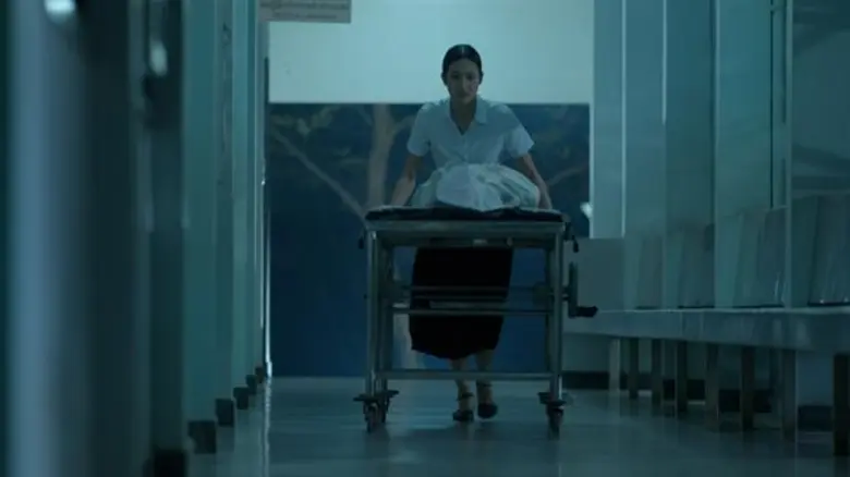 เรื่องย่อ เดอะซีรีส์ รัก ลวง หลอน ตอน ศพหลอน