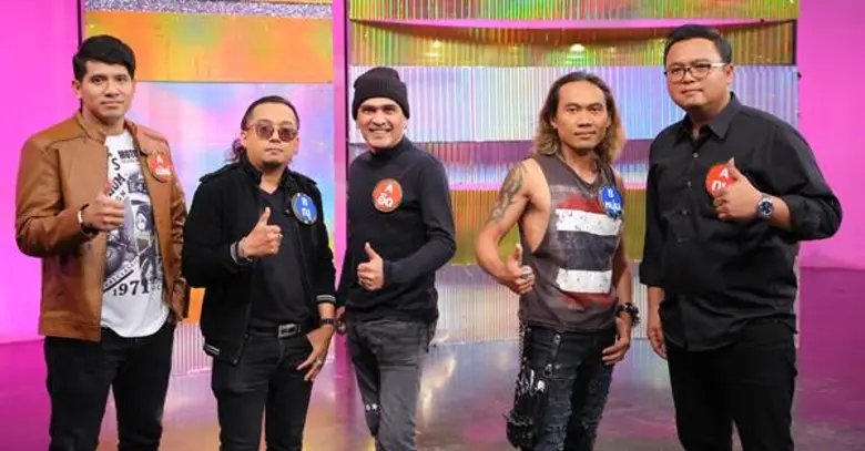 เวที “กิ๊กดู๋ฯ” ลุกเป็นไฟ!!! “เป้ ไฮร็อค - ปู แบล็คเฮด” ร็อคเกอร์รุ่นใหญ่  ควงคู่ระเบิดความมันส์สุดติ่ง!!