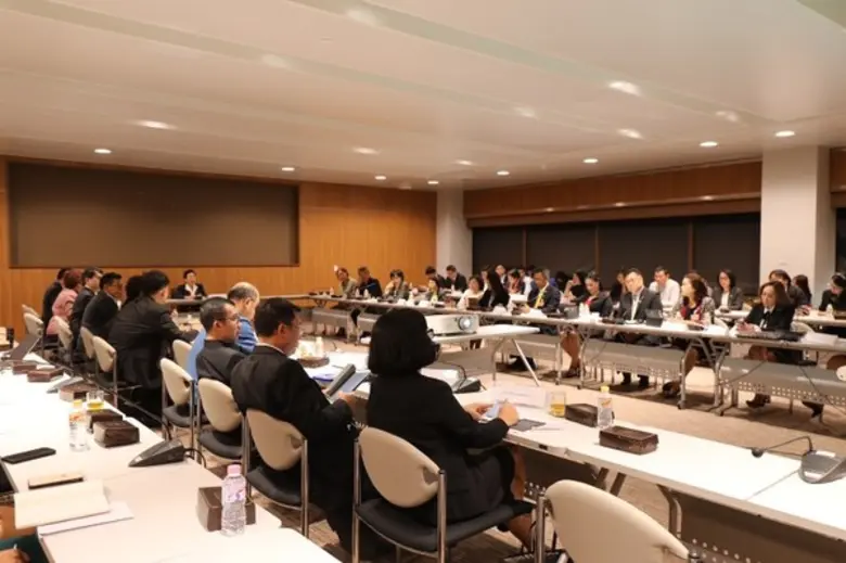 นางสาวอัจฉรินทร์ พัฒนพันธ์ชัย ปลัดกระทรวง...