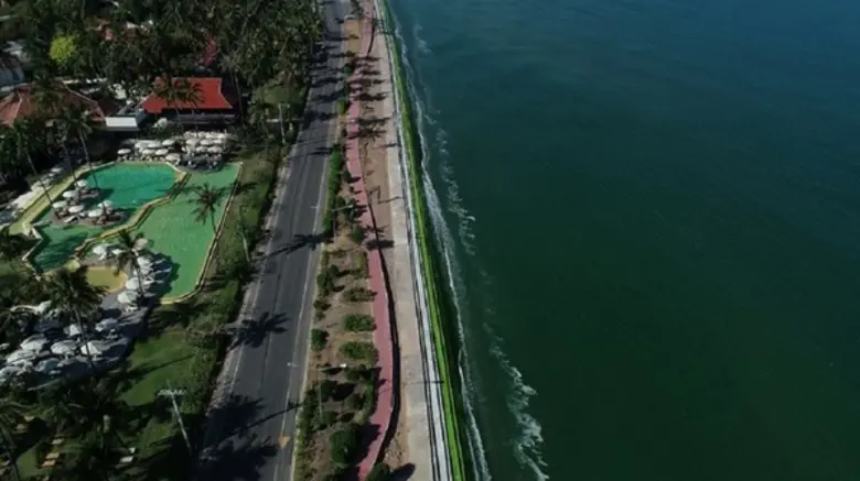 ชายหาดปราณบุรี แหล่งท่องเที่ยวยอดนิยมอีกแ...