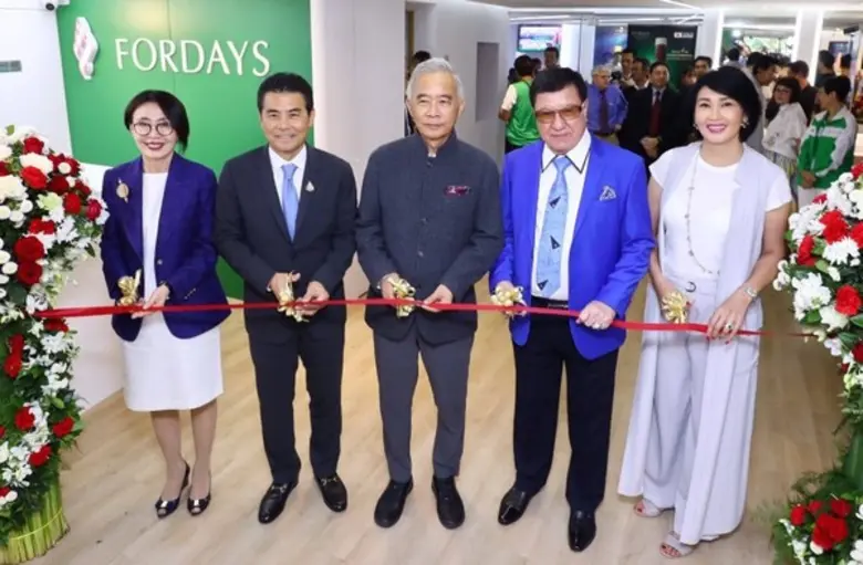 คุณ ไบรอัน แอล มาร์การ์ เปิดตัวธุรกิจใหม่...