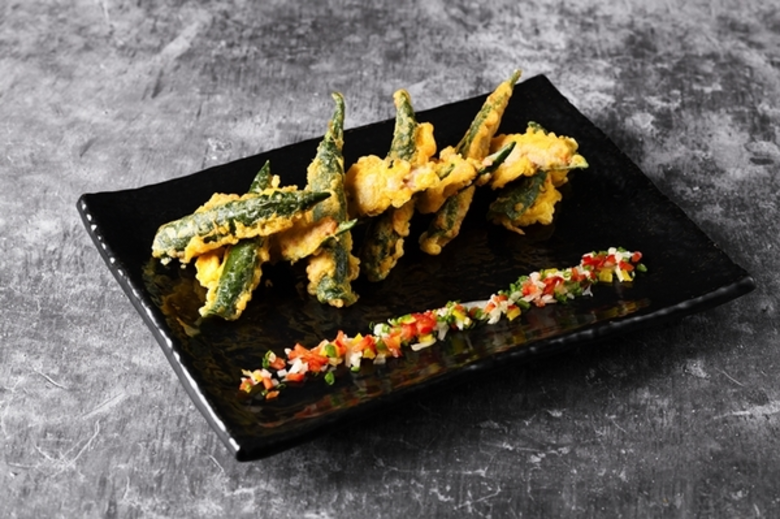 "โก ชู จอน" หรือ พริกชี้ฟ้ายัดไส้หมูสับชุ...