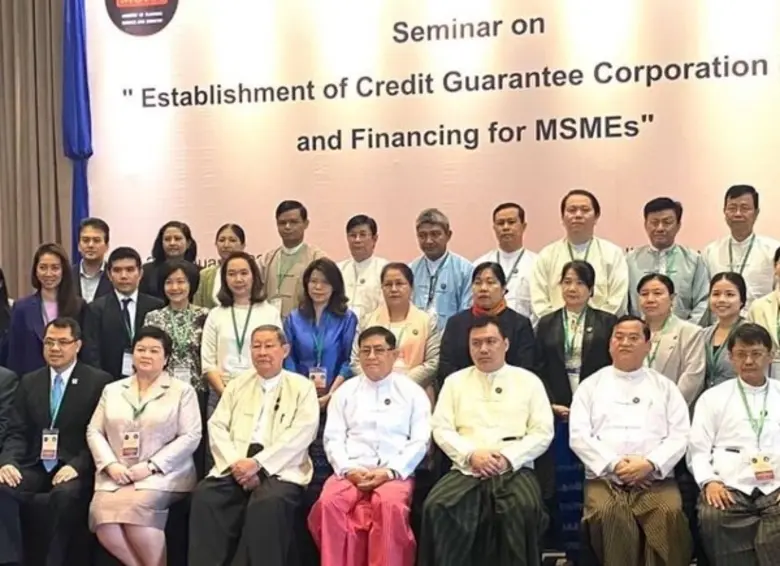 นายเกรียงไกร ไชยศิริวงศ์สุข รองผู้จัดการท...