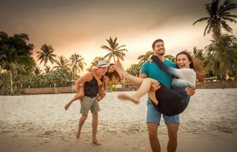 เทศบาลเมืองหัวหินกระตุ้นการท่องเที่ยวต่างชาติ จับมือผู้ประกอบการเสริมภาพลักษณ์เมืองหัวหิน