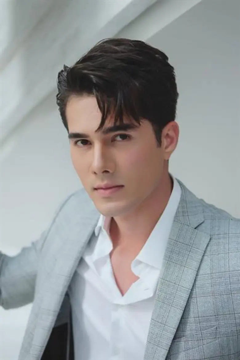 เซ็นทรัลพัฒนา ดึง 'มิกค์ ทองระย้า’ 'หลุยส์ สก็อต’ ร่วมแชร์ความรักรับวาเลนไทน์ “Sharing your Love” เพราะความรัก...ให้กันได้ นำรายได้มอบการกุศล 28 แห่ง