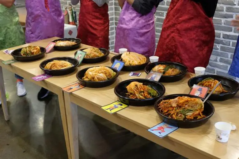 ชิมเองนักเลงพอ “พาราด็อกซ์” เข้าครัวทำ “กิมจิ” เกือบเอาตัวไม่รอด ส่งท้ายรายการ “Padoxtour Season2” อาทิตย์ 16 ก.พ. นี้