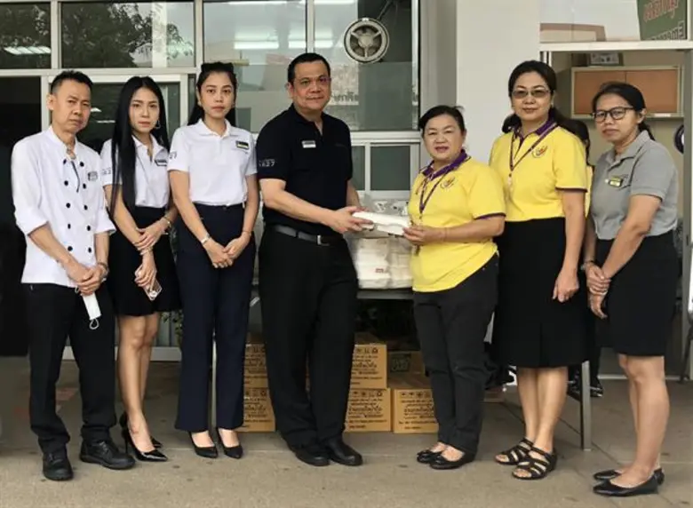 โรงแรมในเครือ เคป แอนด์ แคนทารี โฮเทลส์ ร...