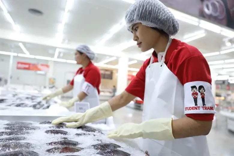 แม็คโคร จับมือสถาบันการศึกษาทั่วไทย พลิกโมเดลฝึกงานใหม่ ติวเข้มนักศึกษาฝึกงานสู่แรงงานคุณภาพ ลดโอกาสตกงาน เห็นเส้นทางอาชีพชัดเจน