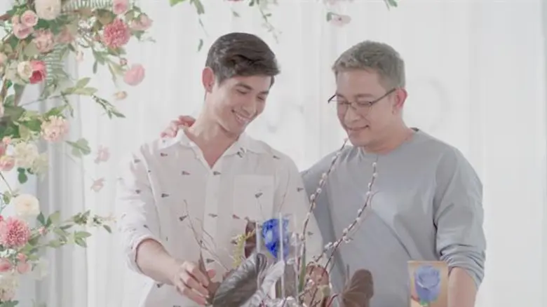 “ช็อกโกแลตทอปเบอโรน” ส่งคลิปวิดีโอ “ทุกเรื่องรัก มีเรื่องราว” พร้อมเปิดตัวทอปเบอโรนแพ็กเกจวาเลนไทน์ ร่วมสร้างแรงบันดาลใจผ่านคุณค่าของความรักในหลากหลายรูปแบบ