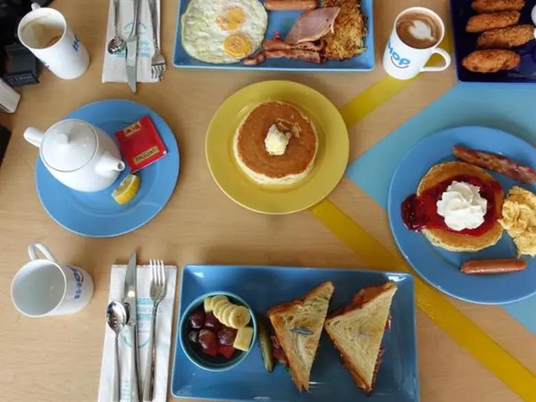 “ซิตี้แบงก์” พาส่องความหวานให้โลกอิจฉากับ 10 ร้านขนม บรรยากาศอบอุ่นเหมือนอยู่ในอ้อมกอดตลอดเวลา