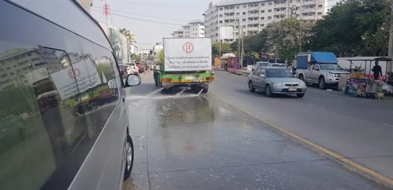 เขตหลักสี่ขอความร่วมมือผู้ประกอบการก่อสร้างปฏิบัติตามมาตรการป้องกันฝุ่นละออง