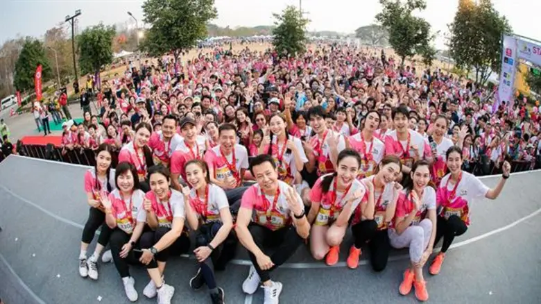 เจียงฮายม่วนอ๊กม่วนใจ๋ !! “เจมส์ - แต้ว” ยกทัพดาราช่อง 3 วิ่งครึกครื้น  “50th CH3Charity Infinity Run วิ่งส่งต่อความรักไม่สิ้นสุดกระจายความสุขทั่วไทย”