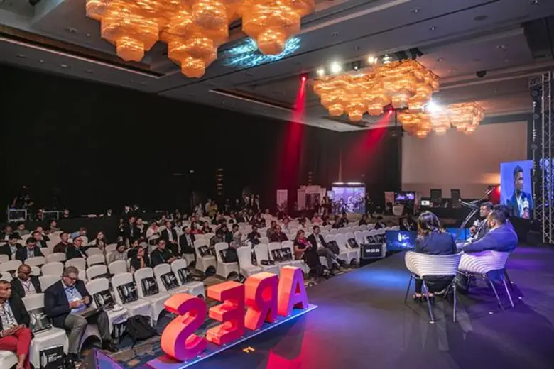 การพลิกโฉมธุรกิจอสังหาริมทรัพย์ด้วยเทคโนโลยีที่ล้ำสมัย