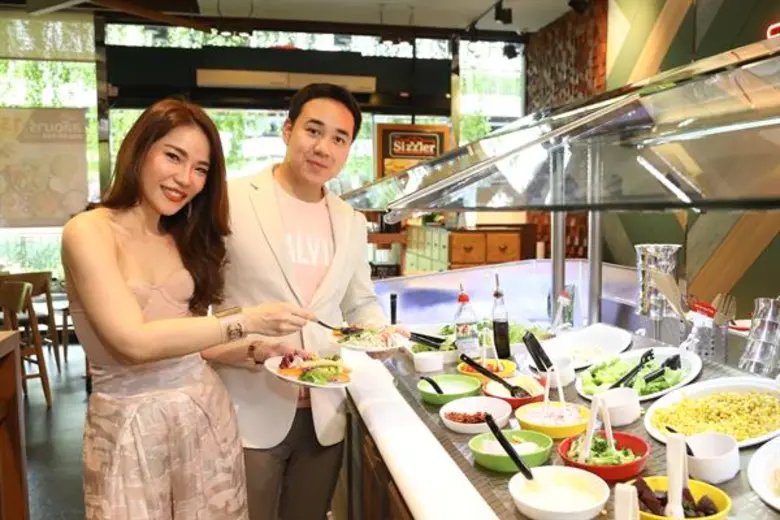 'ซิซซ์เล่อร์’ - คู่รักเซเลบริตี้ ชวนสวีทกับ 2 เมนูใหม่ “แฮปปี้ วาเลนไทน์ เดย์” สุดลิมิเต็ดสร้างสรรค์เฉพาะเดือนแห่งความรัก