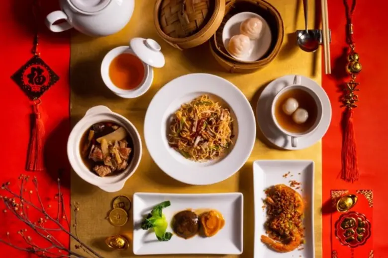 เซทอาหารจีนมงคล ฮก ล่ก ซิ่ว เมนูอาหาร 8 อ...