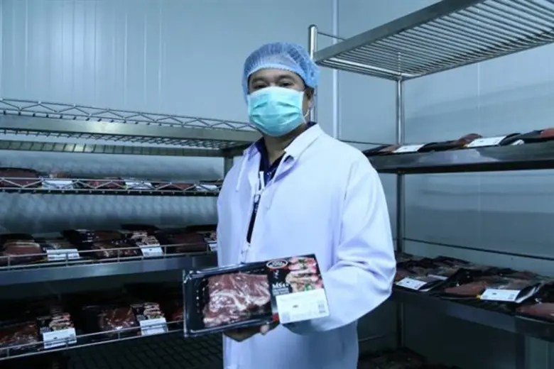 เลขาธิการ สศก. นำทีมคณะ ลงพื้นที่ประเมินความพร้อม บ.พรีเมียม บีฟ หลังกองทุน FTA อนุมัติ 161.79 ล้านบาท เดินหน้าโครงการพัฒนาศักยภาพโคเนื้อ