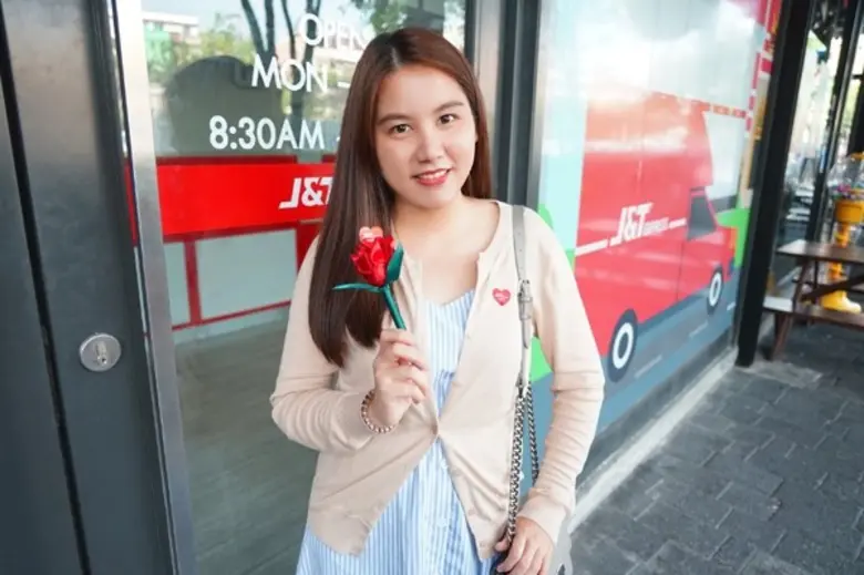 “เจแอนด์ที เอ็กซ์เพรส ไทยแลนด์ ส่งต่อความรักไม่มีหยุดตลอด 365 วันทั้งปี”