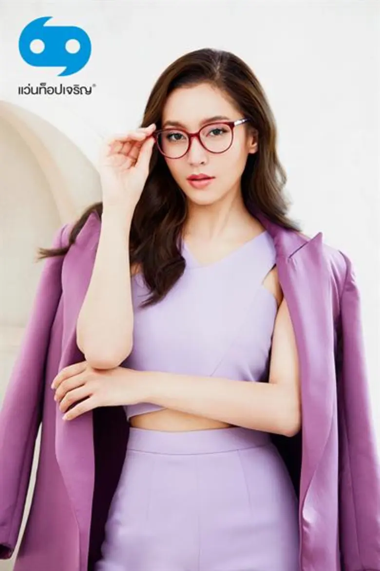 “แว่นท็อปเจริญ” เปิดตัวพรีเซ็นเตอร์คนใหม่ล่าสุด “เบลล่า – ราณี” ถ่ายทอดเรื่องราวในภาพยนตร์โฆษณาชุดใหม่ “บริการดวงตา ด้วยดวงใจ”