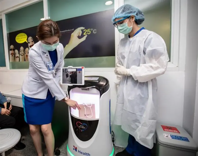 นพ. นิวัติ อินทรวิเชียร รองผู้อำนวยการ โร...