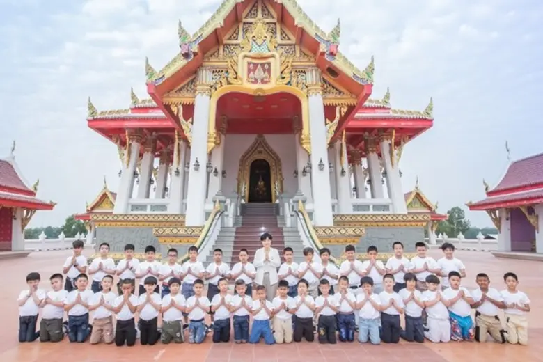 จาก 5,700 คน....โครงการสามเณร ปลูกปัญญาธรรม ปี 9 คัด 40 เยาวชนชาย เข้าค่ายอบรมปลูกปัญญาธรรม ณ มหาวิทยาลัยมหาจุฬาลงกรณราชวิทยาลัย ประกาศผล 12 ว่าที่สามเณรน้อย 30 มี.ค.นี้ ผ่าน www.truelittlemonk.com