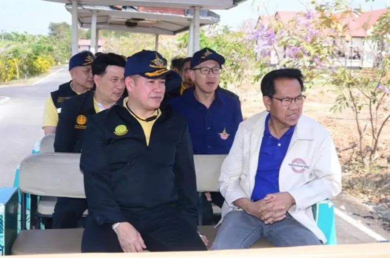 รมช.ธรรมนัส ลงพื้นที่ติดตามสถานการณ์ลุ่มเจ้าพระยาภาคกลาง พร้อมเร่งแก้ไขปัญหาภัยแล้ง ช่วยเหลือพี่น้องเกษตรกร