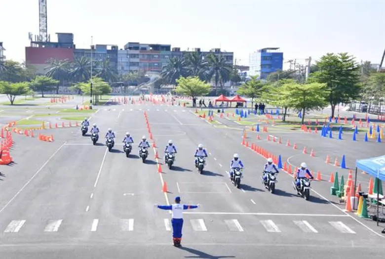 สอศ. จับมือ เอ พี ฮอนด้า ส่งเสริมการขับขี่ปลอดภัยให้ครูและนักศึกษาอาชีวะ