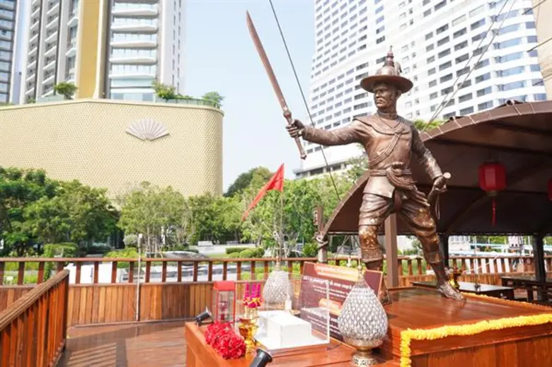 ไอคอนสยาม ร่วมกับ บริษัท ไร้ท์แมน จำกัด ช...