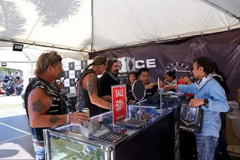 นาฬิกาโพลิส ออกบูธงาน Burapa Pattaya Bike Week 2020