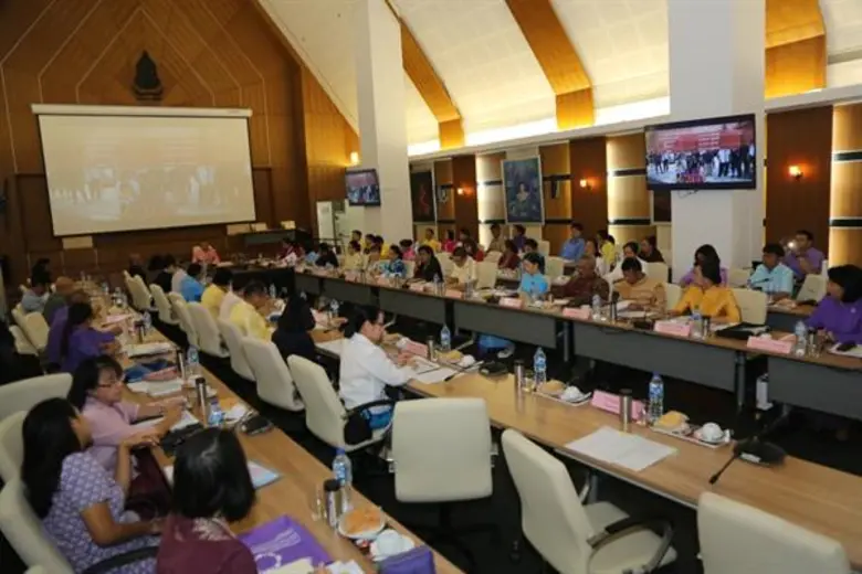 วธ.ปลื้ม วุฒิสภาเตรียมถอดบทเรียนชุมชนคุณธรรมฯ ต้นแบบ ศึกษาแนวทางสร้างคนดี คนเก่งสู่สังคมเพื่อการพัฒนาประเทศ พร้อมชื่นชมทุกหน่วยงานร่วมขับเคลื่อนชุมชนคุณธรรม